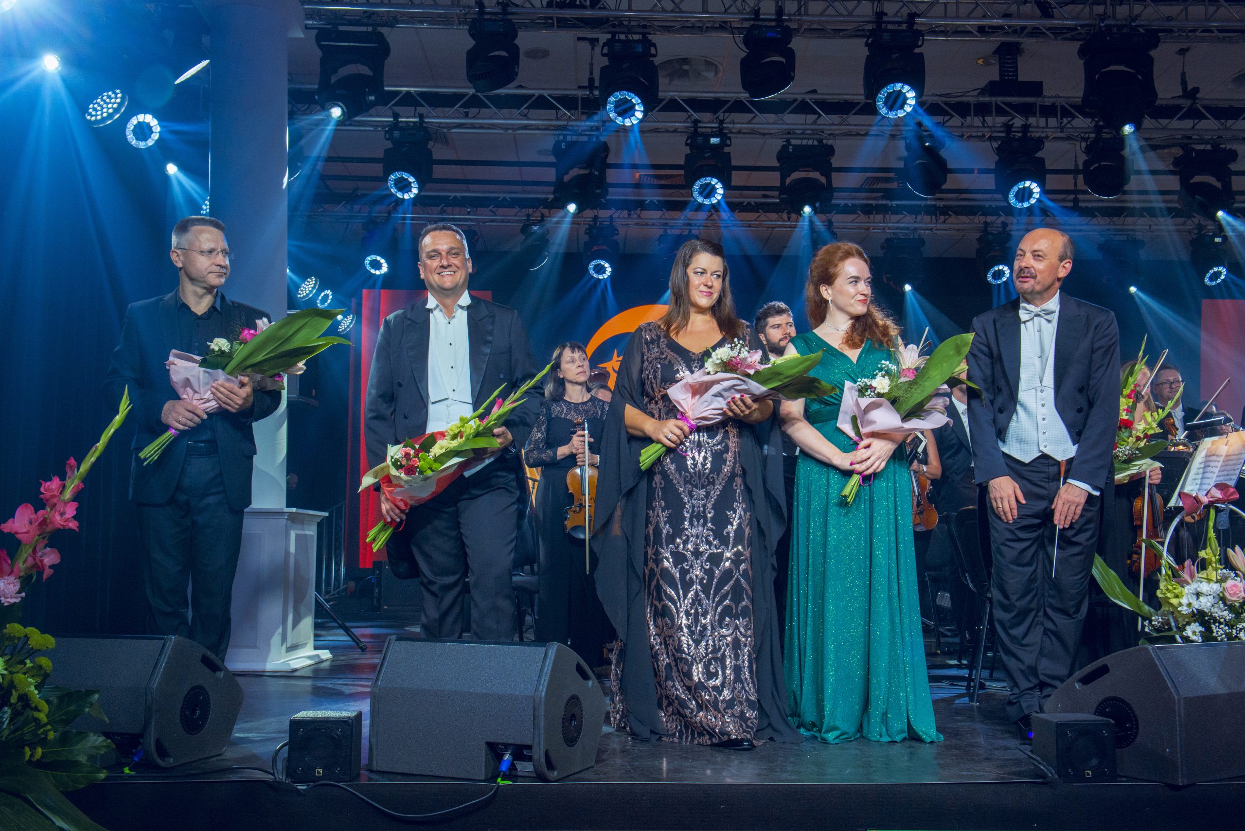 Gośćmi wieczoru byli Izabela Matuła – sopran, Jadwiga Postrożna – mezzosopran i tenor Dominik Sutowicz